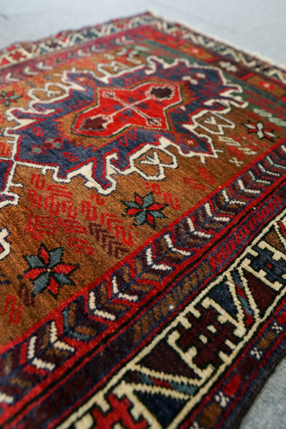 140x84cm トライバルラグ ヴィンテージラグ 手織り ペルシャ絨毯 4枚目の画像