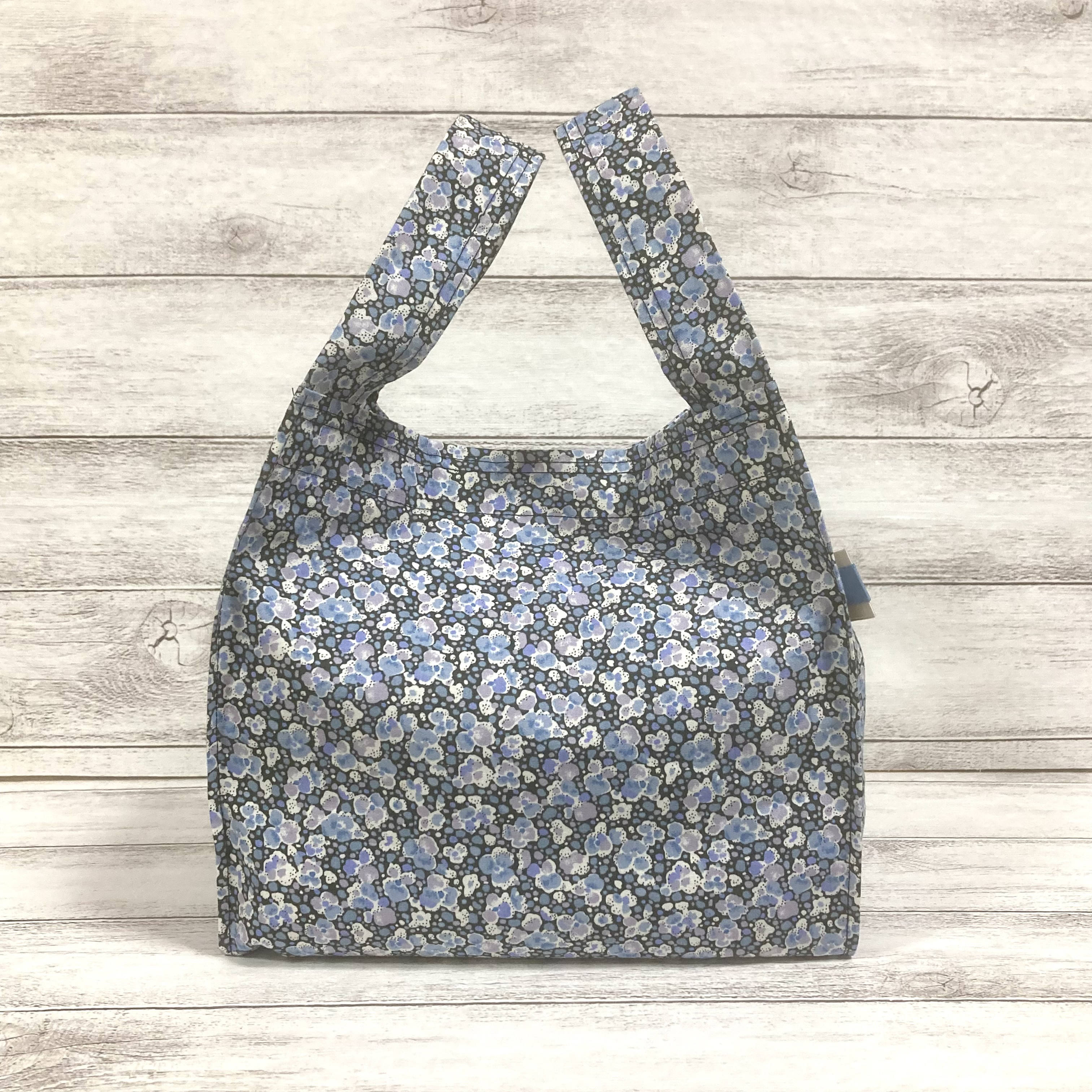 花モチーフ ネイビー エコバッグ 再販】スカーフエコバッグ(バスケット×ネイビー) エコバッグ