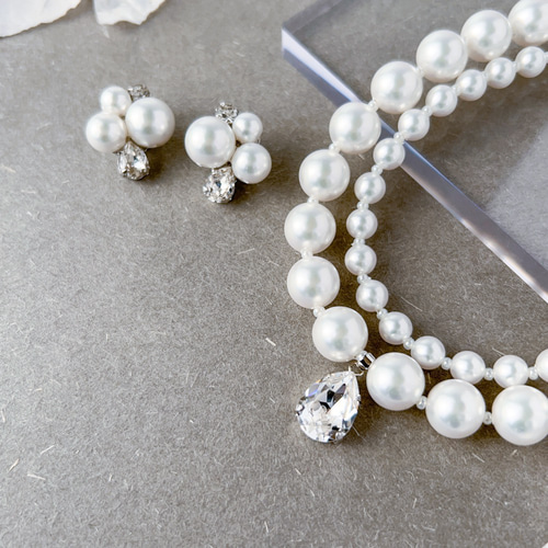 ホワイト/上品なシンプルパールピアス/イヤリング＜結婚式 七五三 卒業