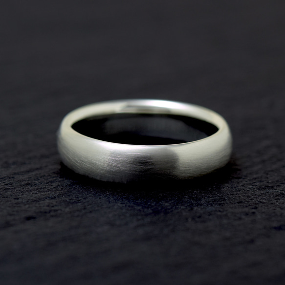 Sleek Ring / 5mm Silver ring サイズオーダー制作/ 受注製作シルバーリング　艶消し甲丸形状 2枚目の画像