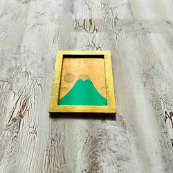 風水画「アップルグリーン富士　１」縦・大・原画・油彩・絵画・壁掛け・独立スタンド付き 13枚目の画像