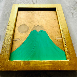 風水画「アップルグリーン富士　１」縦・大・原画・油彩・絵画・壁掛け・独立スタンド付き 1枚目の画像