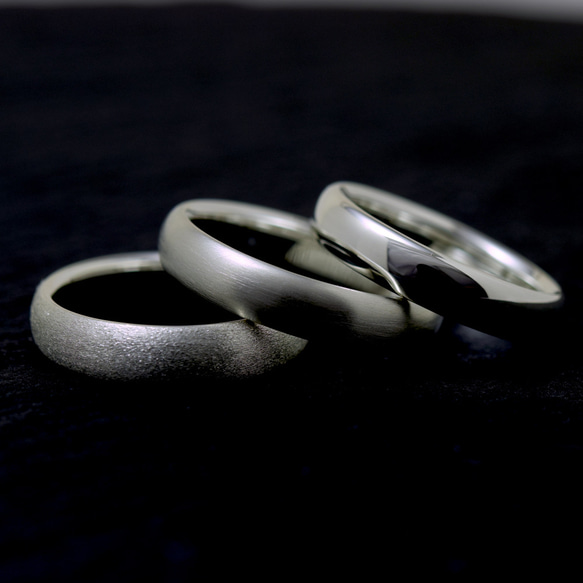 Sleek Ring / 4mm Silver ring サイズオーダー制作/ 受注製作シルバー　ダイヤポイント甲丸形状 5枚目の画像