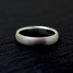 Sleek Ring / 4mm Silver ring サイズオーダー制作/ 受注製作シルバー　ダイヤポイント甲丸形状 2枚目の画像