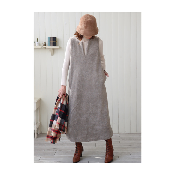 冬のモコモコ高級メルトンフリースワンピース／スラッシュネックワンピース／メルトンジャンパースカート／全9色／グレージュ 5枚目の画像