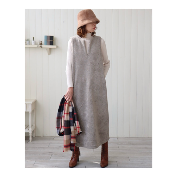 冬のモコモコ高級メルトンフリースワンピース／スラッシュネックワンピース／メルトンジャンパースカート／全9色／グレージュ 3枚目の画像