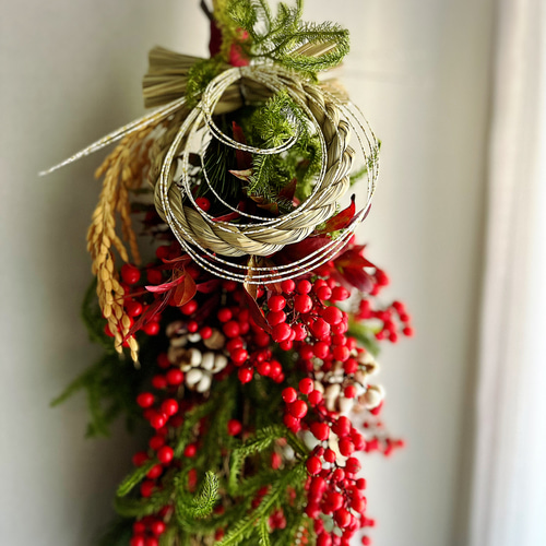 おたふく南天と南天のリース サンキライ お正月飾り ヒカゲノカズラ