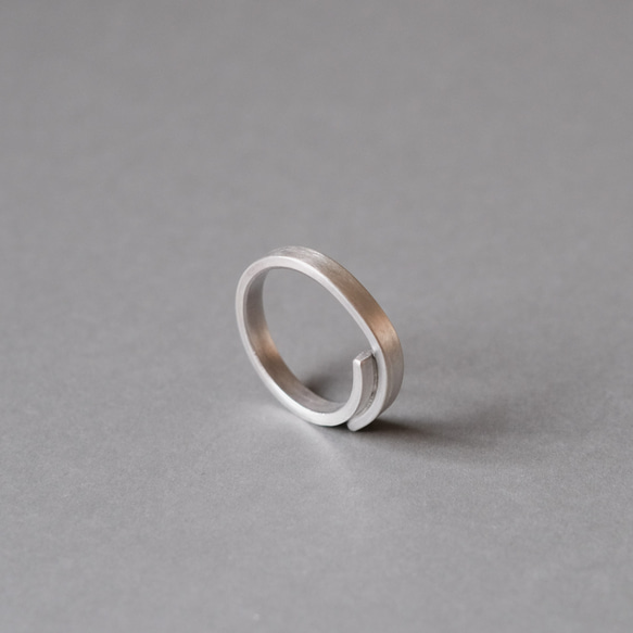 抱擁する銀の指輪 / 3mm / 指輪 シンプル 槌目 シルバー silver925 ピンキーリング ペアリング ギフト 3枚目の画像