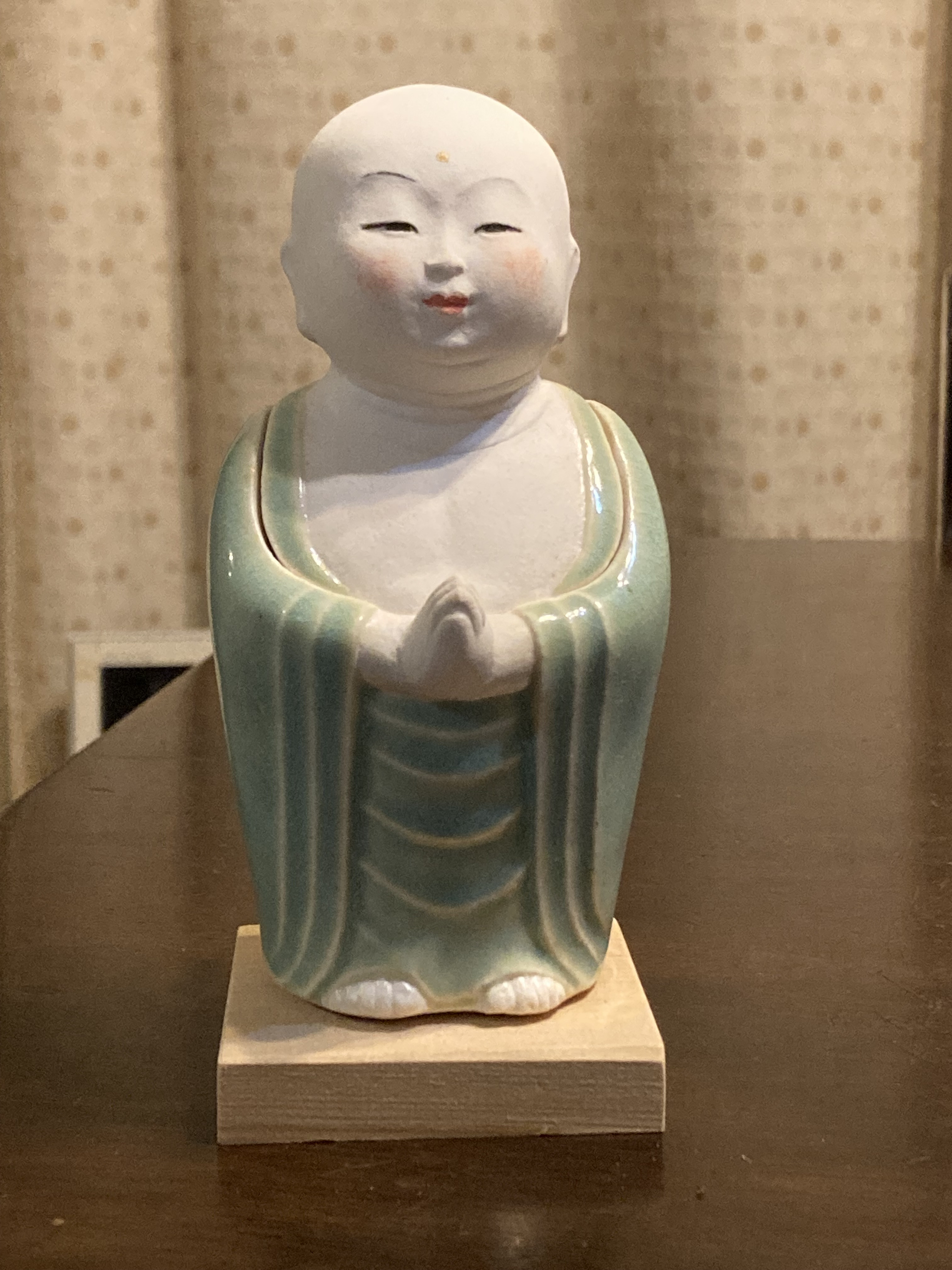 骨壷、お地蔵さん