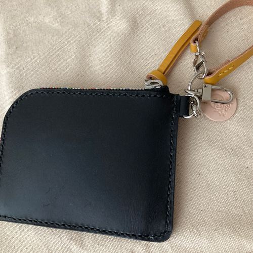 L字ファスナー財布《鍵ポケット》ストラップ付き 薄型財布