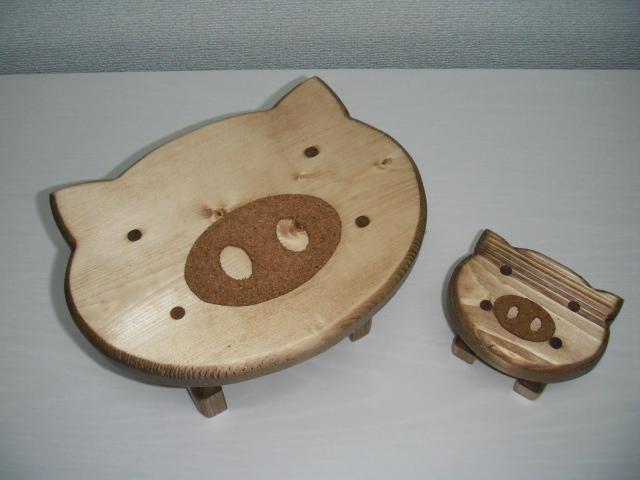 ブタの親子のミニミニテーブルセット
