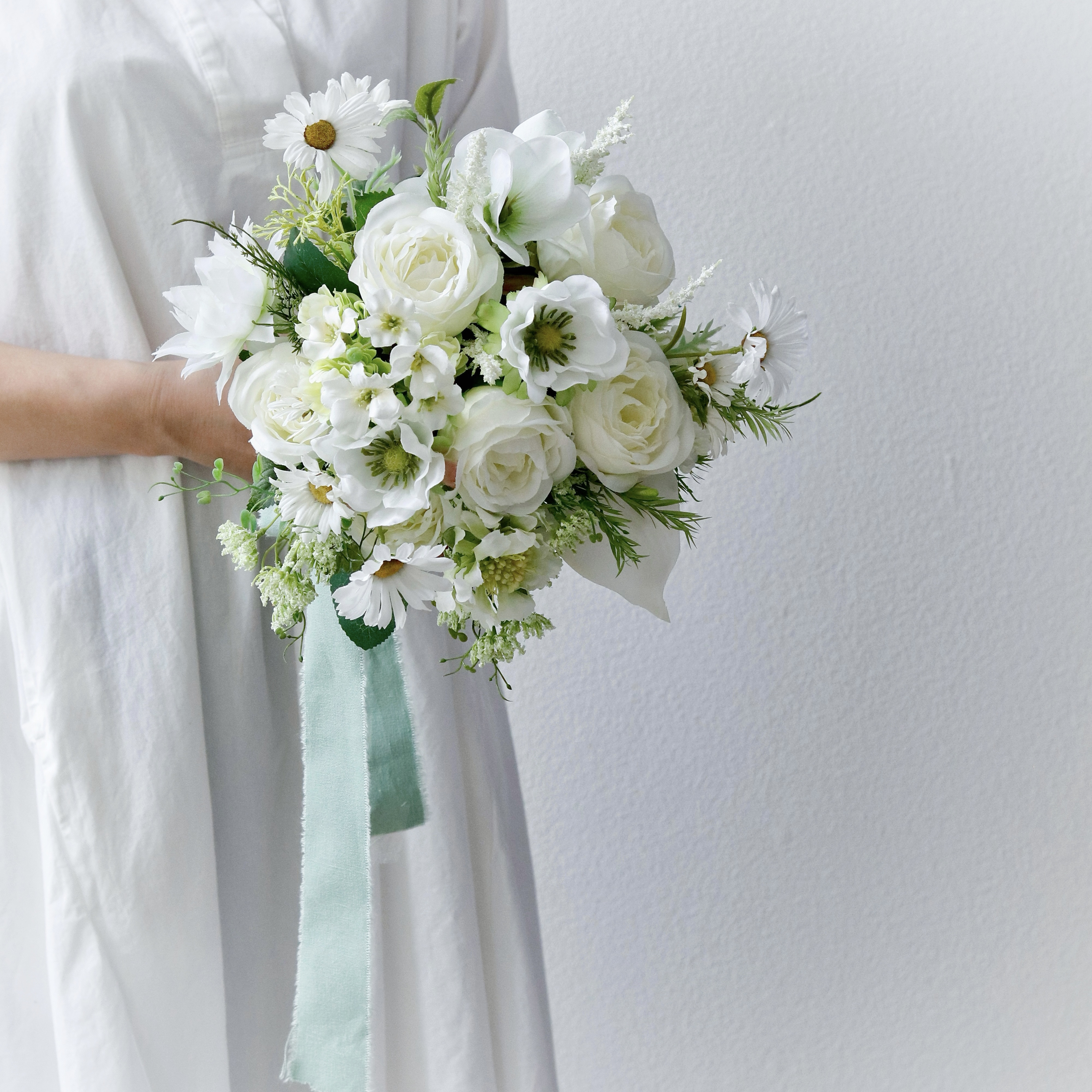 ブーケトニア付き】ナチュラル花束 ホワイトグリーン♡アーティ