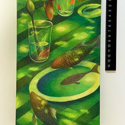 色鉛筆画(油性色鉛筆)  「緑吹く風に泳ぐ金魚」 原画　　　　一点物　黄金比パネル 2枚目の画像
