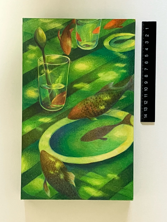 色鉛筆画(油性色鉛筆)  「緑吹く風に泳ぐ金魚」 原画　　　　一点物　黄金比パネル 2枚目の画像