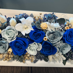 プリザーブドフラワー ブルー&ホワイト　薔薇　「クリアケース入り」送料無料　ホワイトフレーム　ロング　40㎝ 7枚目の画像