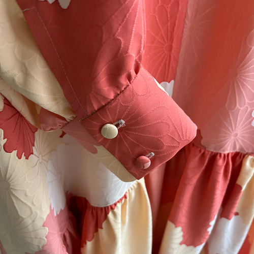 ハウルの秘密の花畑ワンピ パフスリーブティアードワンピ 着物リメイク  