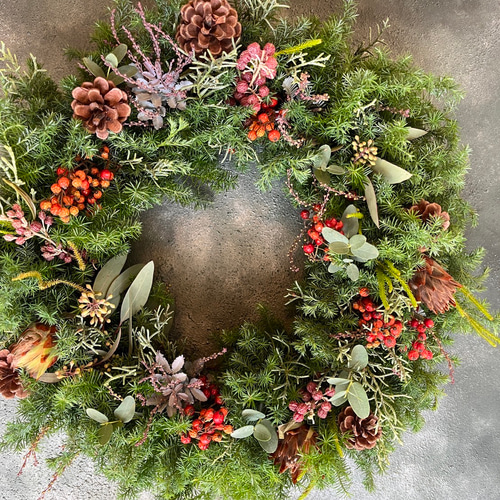 針葉樹のフレッシュクリスマスリース（M直径35cm）！ユーカリや