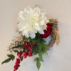 ホワイトパンプキンのプリザーブドフラワーアレンジ ウィンター デスク