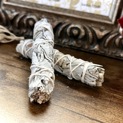 キャッツアイセレナイト 《癒しの石・高次元の世界と繋がる天使達の石