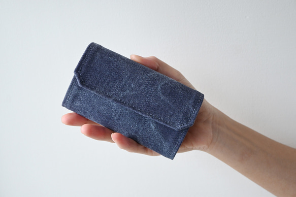 ウォッシュドブルーキャンバス紙バッグ - 超軽量/財布/洗濯可能、動物不使用/ギフト包装可能ビーガン 1枚目の画像
