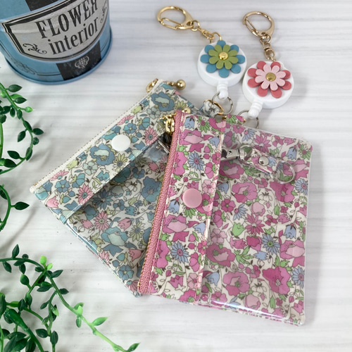 バレンシアガ　キーケース　キーホルダー　ストラップ　財布　花柄　植物 key-018-sm.jpg