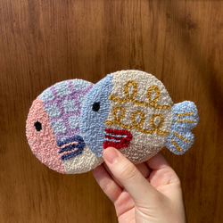 おさかな　コースター　ミニマット　アクセサリートレイ　魚　海の生き物　プチギフト　インテリア　刺繍　パンチニードル 14枚目の画像