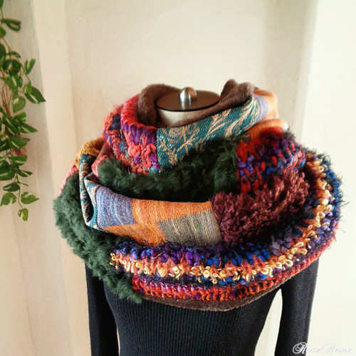 ラス1 絵画なパッチワーク テラコッタピンク ボリュームファースヌード 赤 ラス1 絵画なパッチワーク テラコッタピンク ボリュームファースヌード