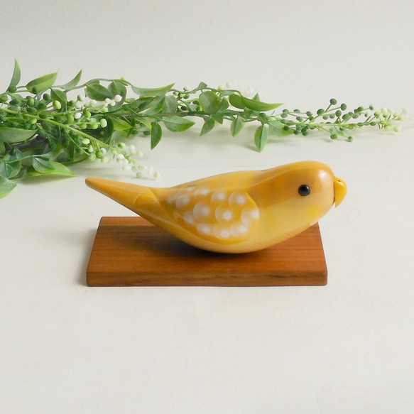 インコ 黄 (★台付き)  Parakeet / wood bird 2枚目の画像