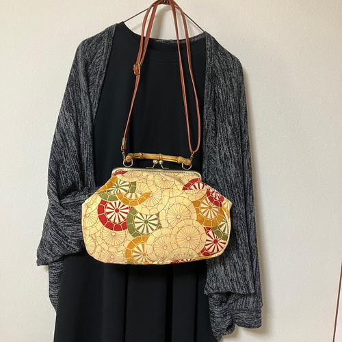 アンズルーム☆ハンドメイド☆竹持ち手☆着物 帯リメイク☆がま口