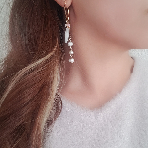 ホワイトラブラドライト＆淡水パールロングフープピアス/フープ 