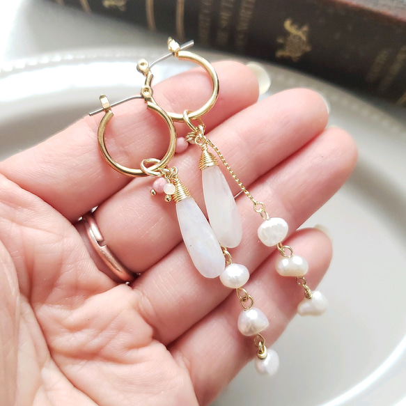 ホワイトラブラドライト＆淡水パールロングフープピアス/フープ 