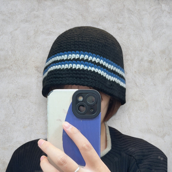 クラッシャーハット　ブルー　ボーダー　バケットハット　ニット帽　ビーニー　ストリートファッション　古着風 1枚目の画像