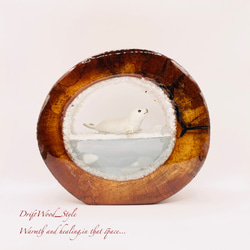 一つ限りの流木アート 流氷のゴマフアザラシ ジオラマ 流木 フィギュア インテリア レジン 置物 動物 アザラシ N4 1枚目の画像