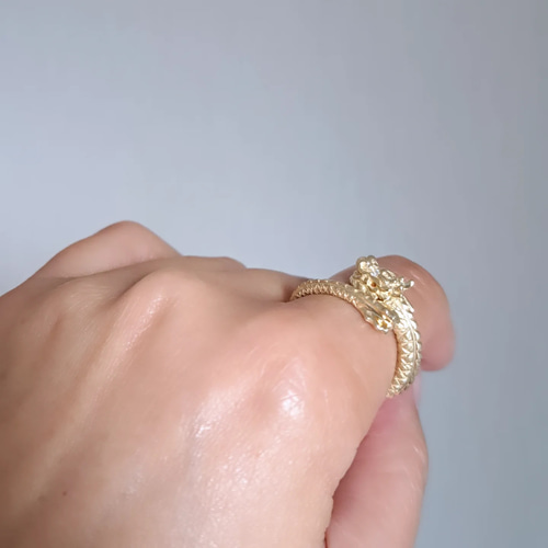 18金 両目ダイヤ 龍 指輪 】 龍リング 18金 龍アクセサリー 龍 k18龍