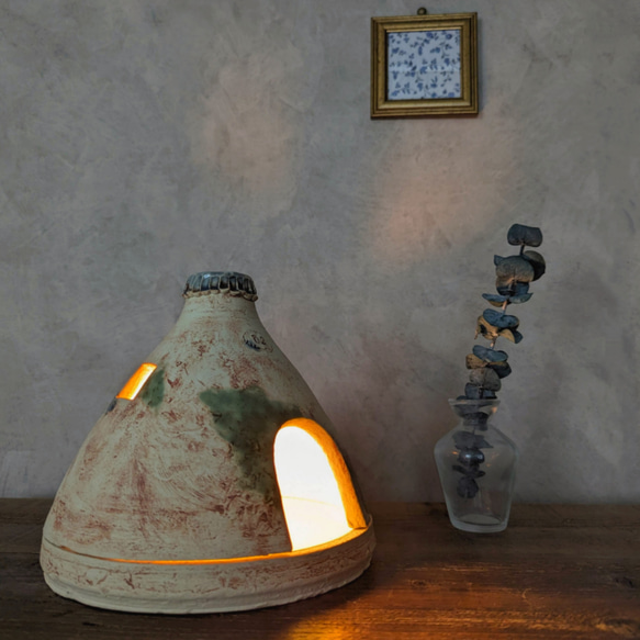 【Ｎｏ．２】陶器のオブジェ・照明 2枚目の画像