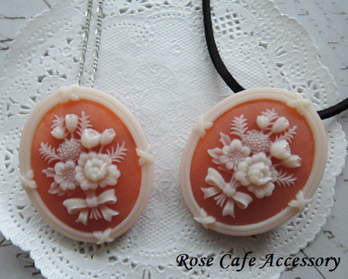 STEPHAN　カメオ　花　ブローチ　ネックレス　ペンダント　2WAY　チャーム 450）数量限定販売となります✨ヴィンテージレジンカメオ2WAY