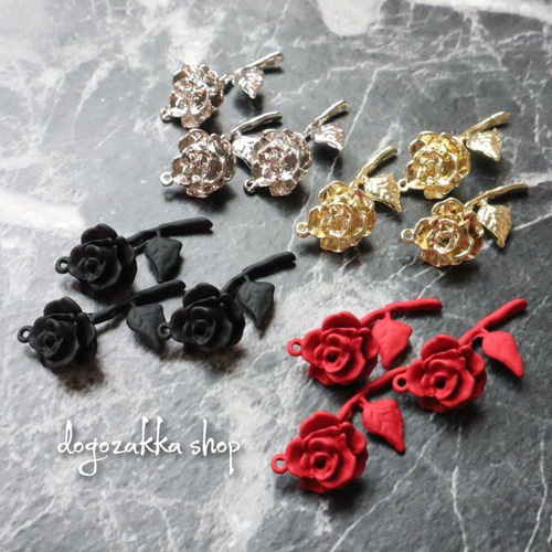 4個☆新色追加！ローズチャーム 薔薇 バラ マット アクセサリー