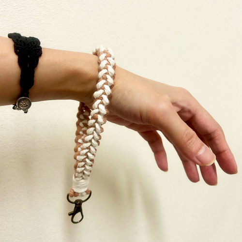 マクラメ編み ハンドストラップ 携帯ストラップ 朋（ユズヒコ） 通販