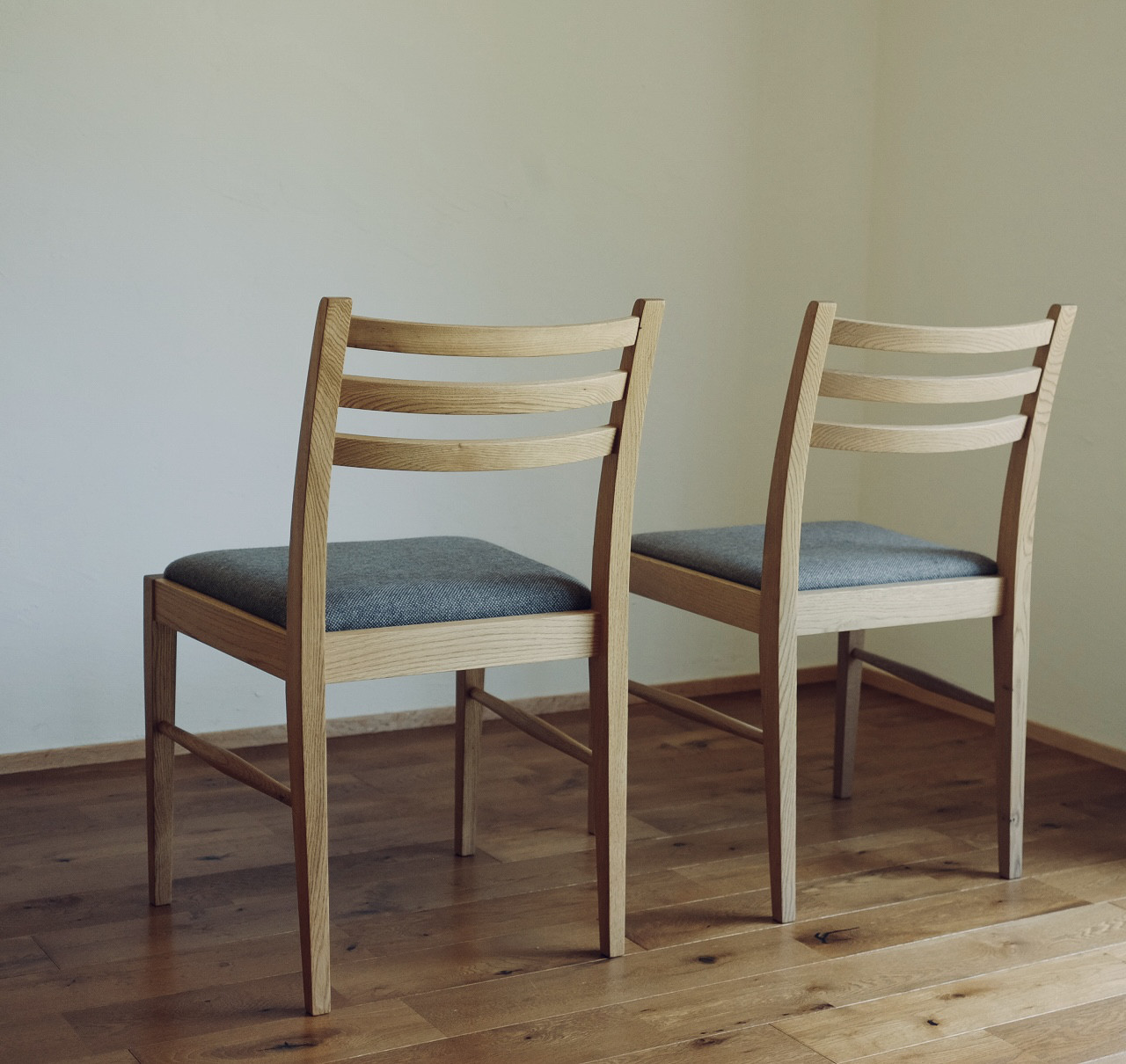 ダイニングチェア