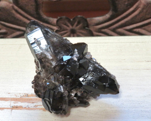 黒水晶 703g モリオン クォーツ 原石 鑑賞石 自然石 誕生石 鉱物 鉱石 黒水晶 原石 モリオン ルチルクォーツ入り 天然石 魔除け 災い