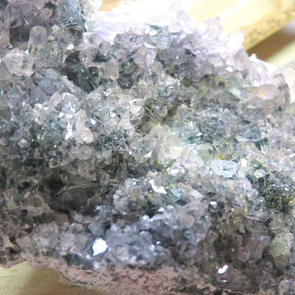 【美しい鉱物標本】フラワーアメジストクラスター／122グラム 4枚目の画像