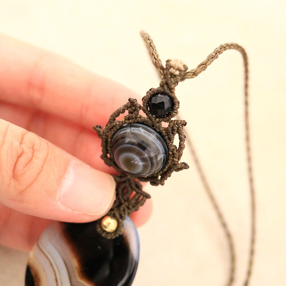 バンデッドアゲートとチベットアゲート。ホークスアイマクラメネックレスmac357天然石エスニックアジアンエキゾチック 17枚目の画像