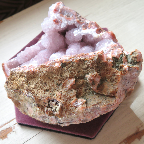 【美しい鉱物標本】希少！ピンクアメジストクラスター／４５５グラム 7枚目の画像