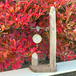 手作り置時計 Via Appia（流木掛けアンティーク時計　左側取付） 1枚目の画像