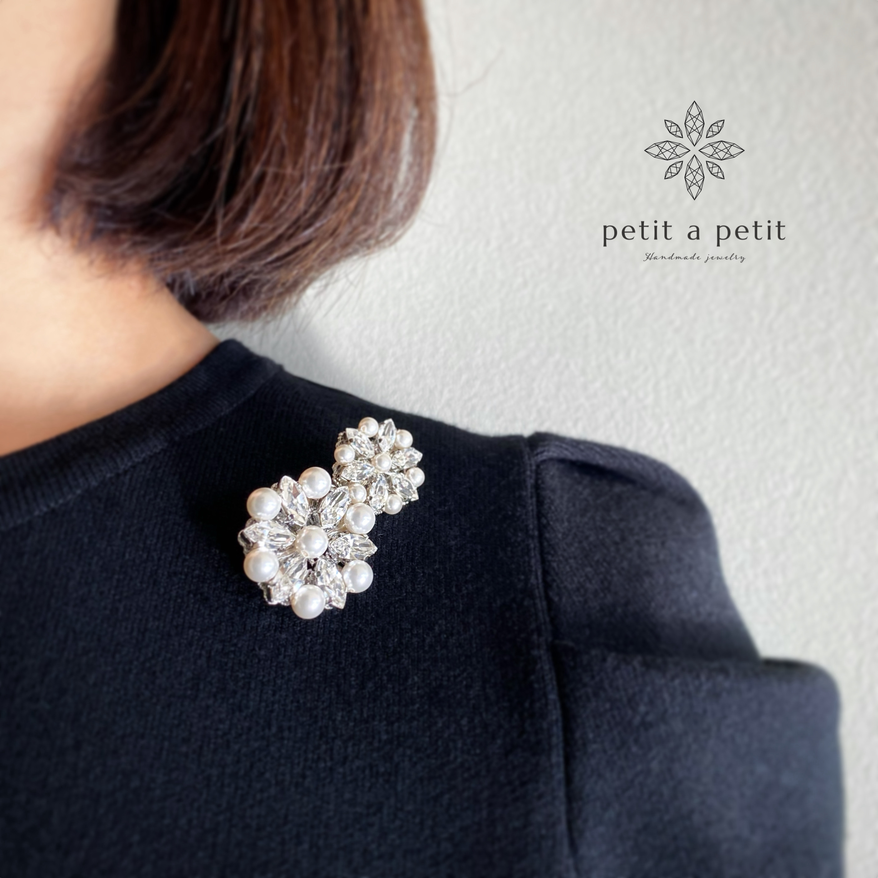 ペガサス クリスタルブローチ スワロフスキー