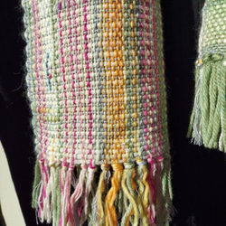 手織り　モヘアのふわふわマフラー　作品23105 3枚目の画像