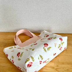 小花とピンクのトートバッグ/ピンクが可愛い/横長トートバッグ/お散歩バッグ、ランチバッグ、サブバッグ 6枚目の画像