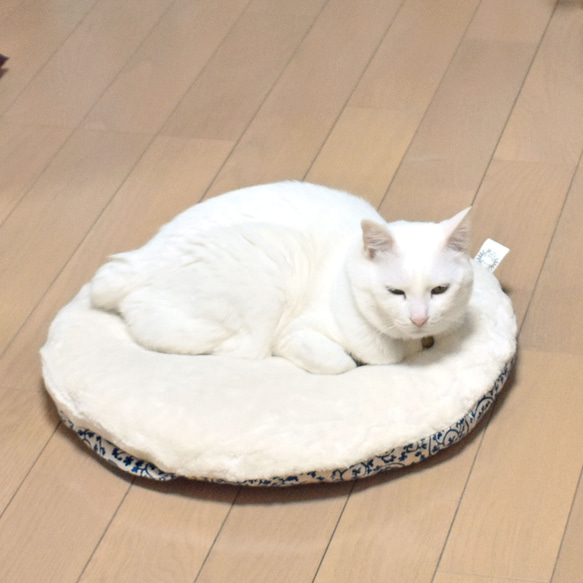 猫のための丸お座布　NO.1　菊　受注生産 16枚目の画像