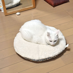 猫のための丸お座布　NO.1　菊　受注生産 15枚目の画像
