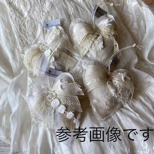 P♡ですwhitework*フランスアンティーク*手刺繍レース*ポシェット whiteworkアンティーク*ハート型ラベンダーサシェ*プレゼント